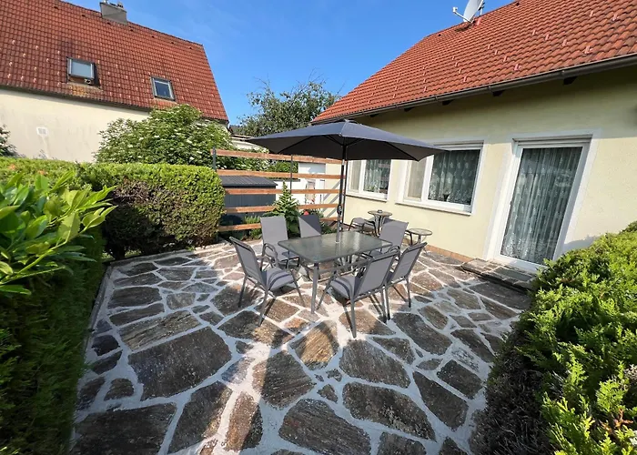 Nyaraló Limes Carnuntum Mit Terrasse Und Garten