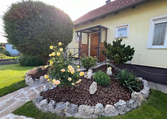 Nyaraló Limes Carnuntum Mit Terrasse Und Garten Petronell