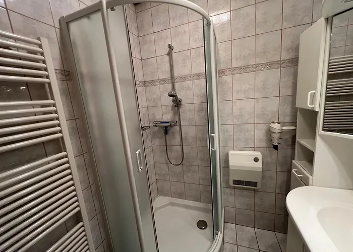 Limes Carnuntum Mit Terrasse Und Garten Petronell